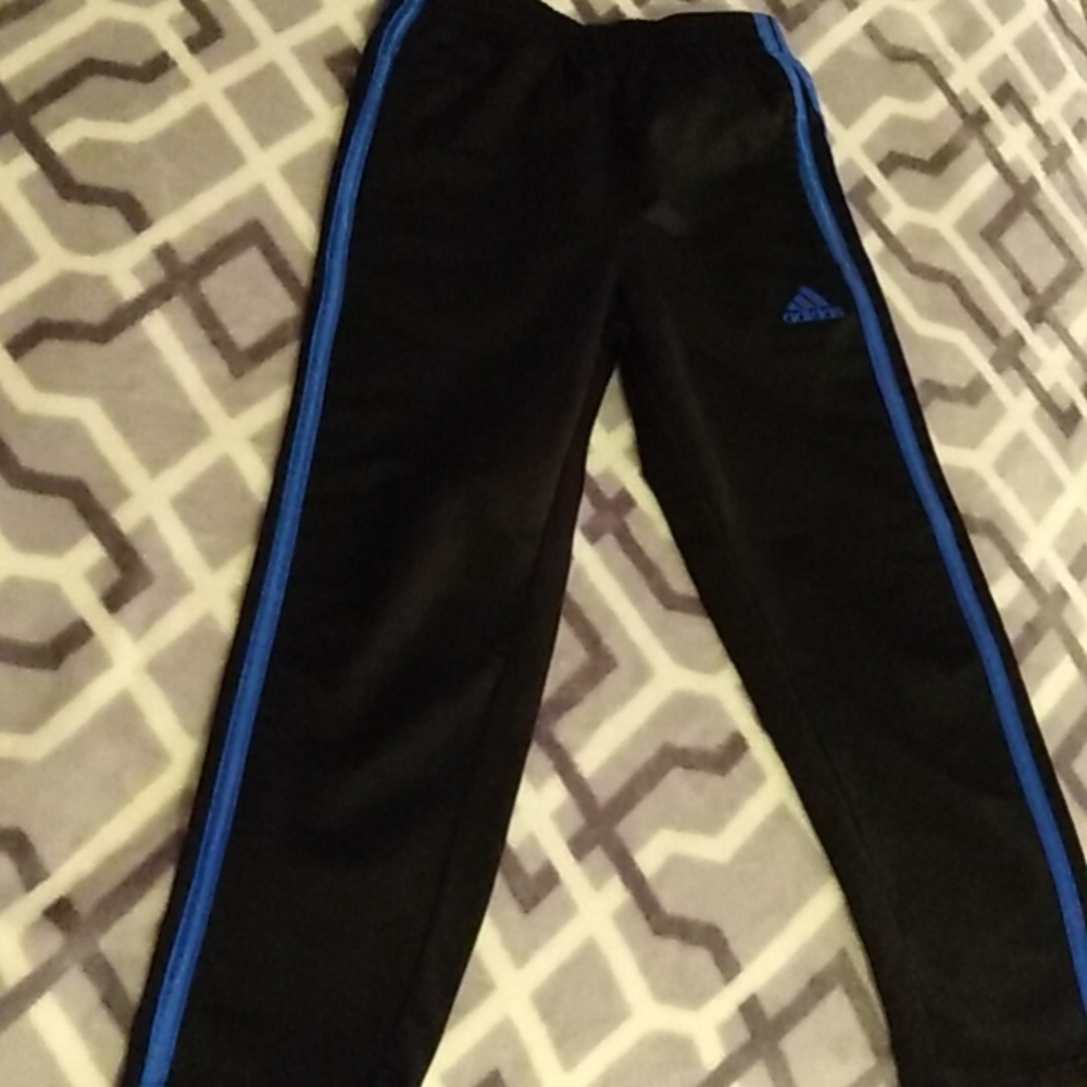 Two piece - Picture 2 of 3